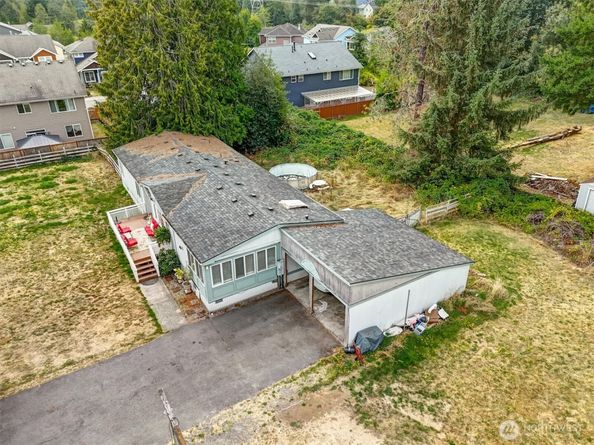 13041 & 13045 SE 208th Street, Kent WA 98031