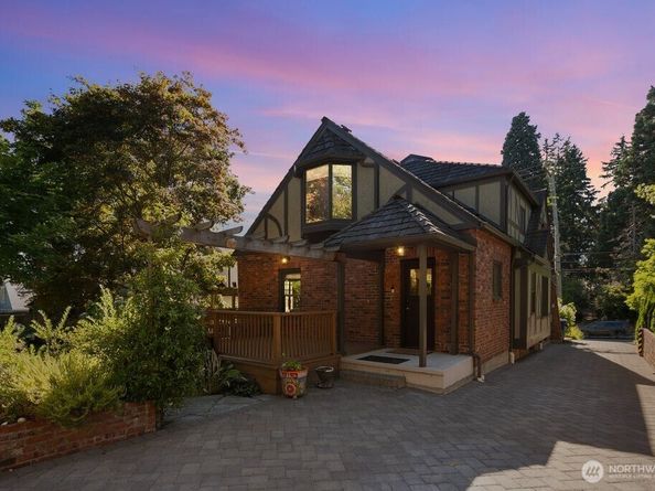 8430 Fauntleroy Way SW, Seattle WA 98136