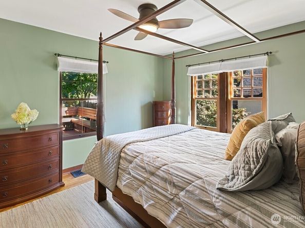 8430 Fauntleroy Way SW, Seattle WA 98136