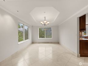 1932 S 370th Court, Federal Way WA 98003