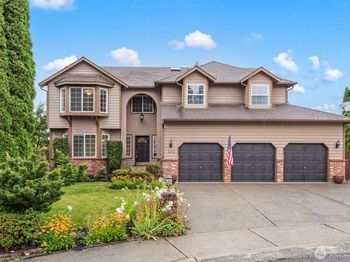 1932 S 370th Court