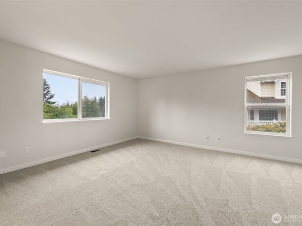 1932 S 370th Court, Federal Way WA 98003