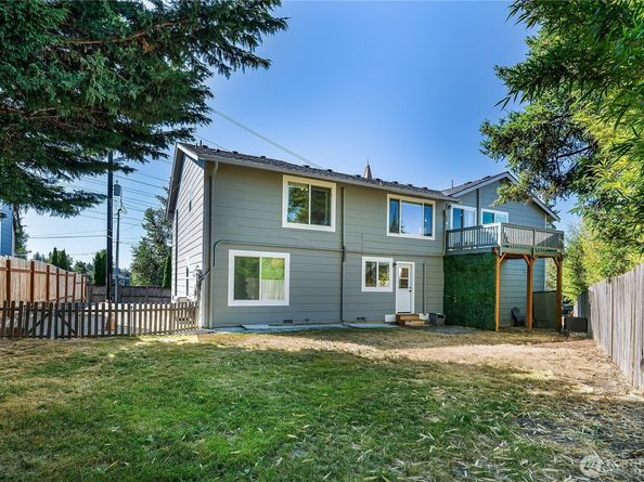 20005 25th Avenue NE, Shoreline WA 98155