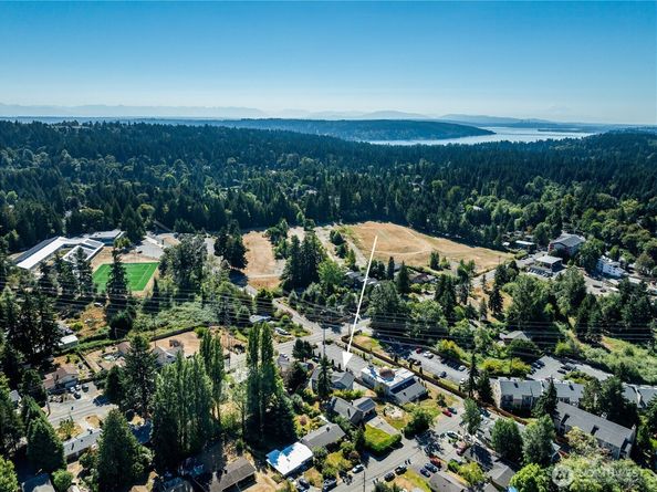 20005 25th Avenue NE, Shoreline WA 98155