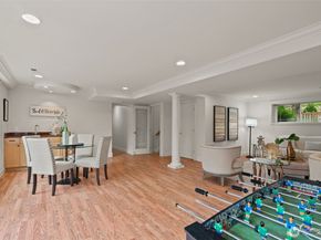 12623 NE 28th Street, Bellevue WA 98005