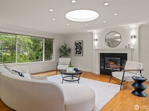 12623 NE 28th Street, Bellevue WA 98005