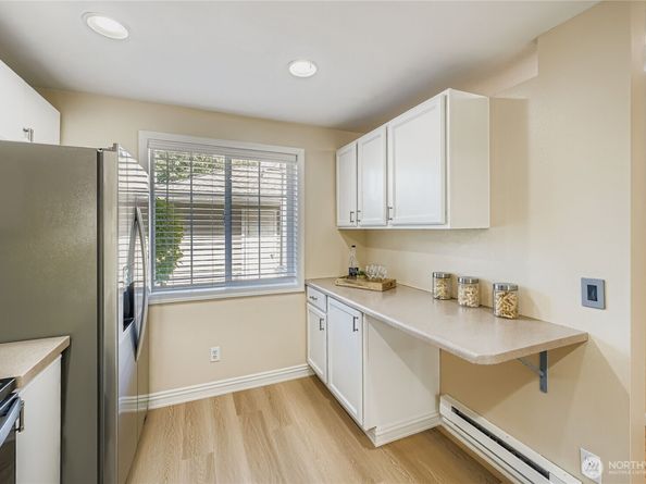 5607 S 232nd Street 12, Kent WA 98032