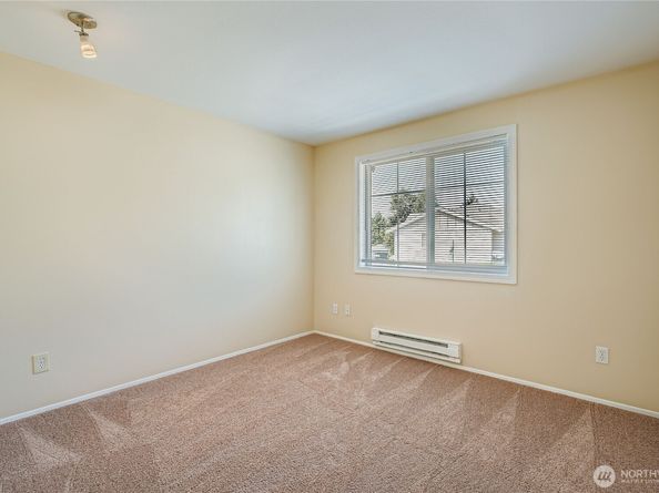 5607 S 232nd Street 12, Kent WA 98032