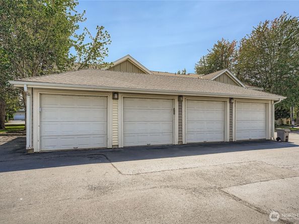 5607 S 232nd Street 12, Kent WA 98032