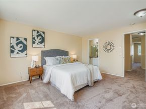 5607 S 232nd Street 12, Kent WA 98032