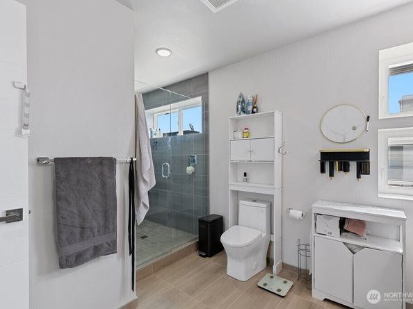 901 28th Avenue S H, Seattle WA 98144