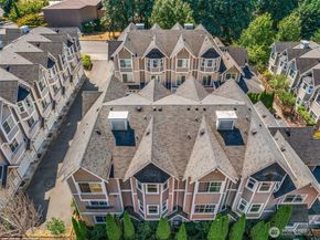 16422 NE 91st Street 104, Redmond WA 98052