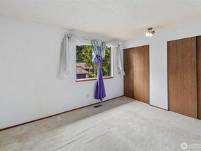 15915 SE 166th Pl, Renton WA 98058