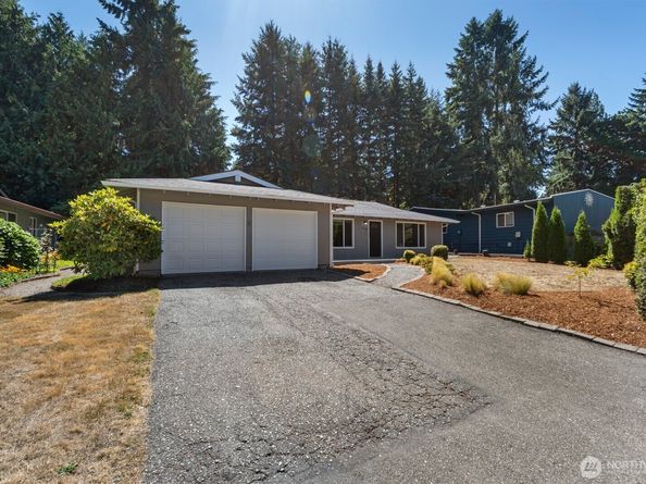210 219th Place SW, Bothell WA 98021