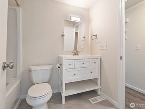 210 219th Place SW, Bothell WA 98021