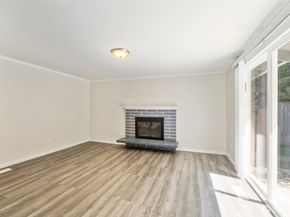 210 219th Place SW, Bothell WA 98021