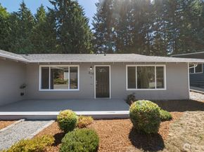 210 219th Place SW, Bothell WA 98021