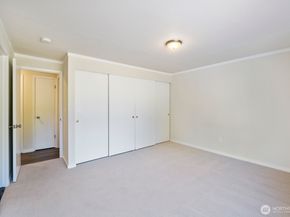 210 219th Place SW, Bothell WA 98021