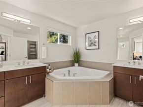 3113 193rd Place SE, Bothell WA 98012
