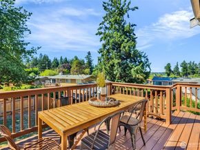 18151 5th Avenue S, Seattle WA 98148