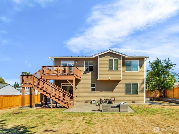 18151 5th Avenue S, Seattle WA 98148