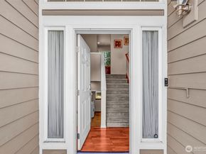 18151 5th Avenue S, Seattle WA 98148