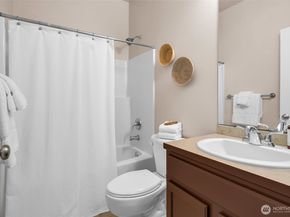 18151 5th Avenue S, Seattle WA 98148