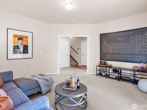 18151 5th Avenue S, Seattle WA 98148
