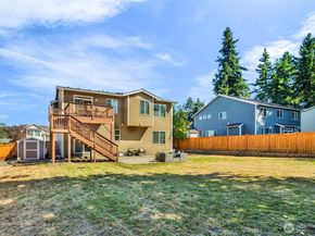18151 5th Avenue S, Seattle WA 98148