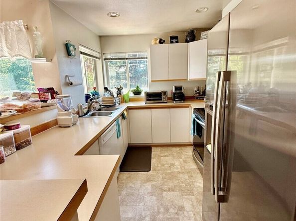 5804 S 234th Place 103, Kent WA 98032
