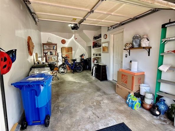 5804 S 234th Place 103, Kent WA 98032