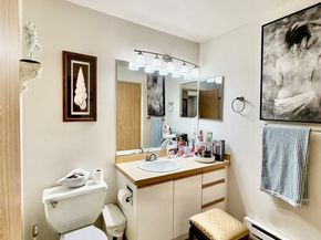 5804 S 234th Place 103, Kent WA 98032