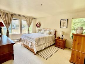 5804 S 234th Place 103, Kent WA 98032
