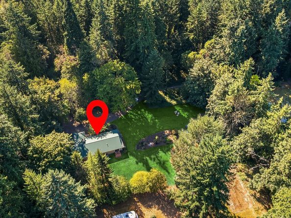 10780 Hyla Avenue NE, Bainbridge Island WA 98110