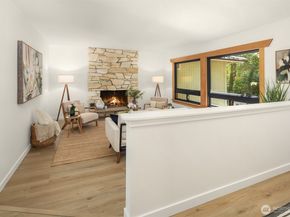 10780 Hyla Avenue NE, Bainbridge Island WA 98110