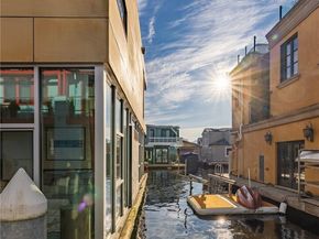 2369 Fairview Avenue E 6, Seattle WA 98102