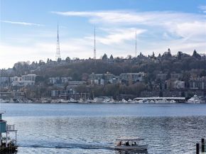 2369 Fairview Avenue E 6, Seattle WA 98102