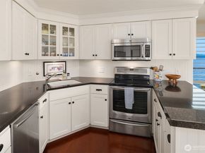 2360 43rd Avenue E 211, Seattle WA 98112