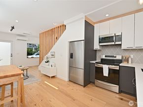 6300 26th Avenue NW, Seattle WA 98107