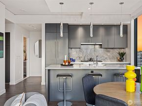 2510 6th Avenue 2504, Seattle WA 98121