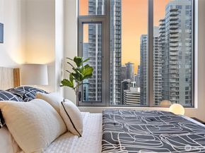 2510 6th Avenue 2504, Seattle WA 98121