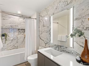 2510 6th Avenue 2504, Seattle WA 98121