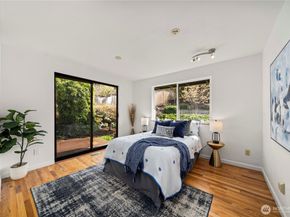 4538 Somerset Drive SE, Bellevue WA 98006