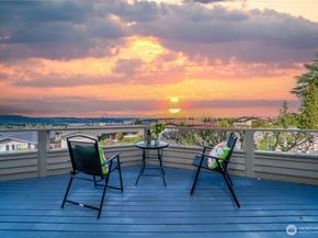 4538 Somerset Drive SE, Bellevue WA 98006