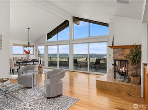 4538 Somerset Drive SE, Bellevue WA 98006