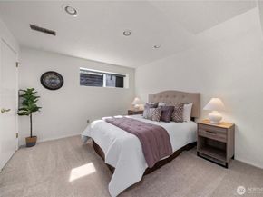 4538 Somerset Drive SE, Bellevue WA 98006