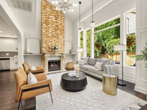 1400 Bellevue Way SE 4, Bellevue WA 98004