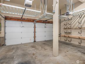 1400 Bellevue Way SE 4, Bellevue WA 98004