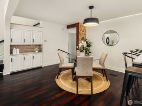 1400 Bellevue Way SE 4, Bellevue WA 98004