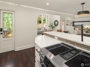 1400 Bellevue Way SE 4, Bellevue WA 98004